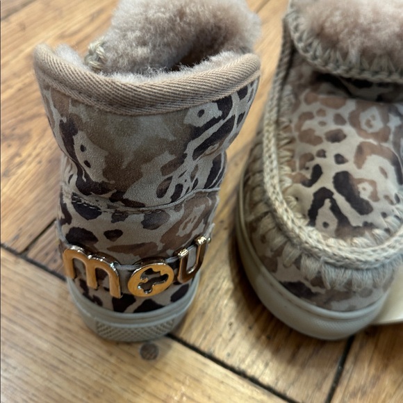 Mou Tan and Brown Patterned Fur Boots - Picture 2 of 6